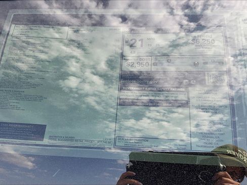 New 2026 Land Rover Range Rover Velar Dynamic SE image 18