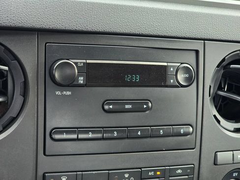 Used 2016 Ford F250 XL RWD image 4