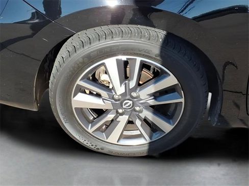 Used 2023 Nissan Versa SV image 20