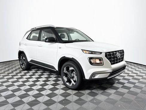 New 2026 Hyundai Venue SEL FWD image 10