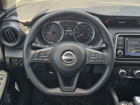Certified 2025 Nissan Kicks Play S FWD image 15