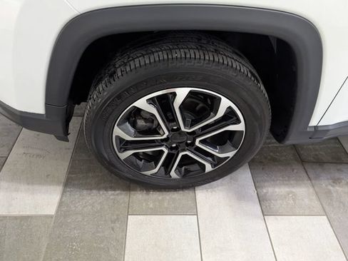 Used 2022 Jeep Compass Limited w/ Sun and Sound Group AWD/4WD image 7