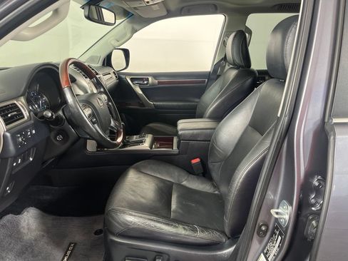 Used 2018 Lexus GX 460 Premium w/ Premium Package AWD/4WD image 22