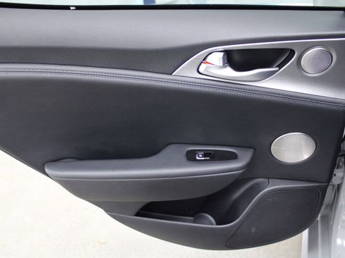 Used 2019 Kia Stinger GT1 image 20