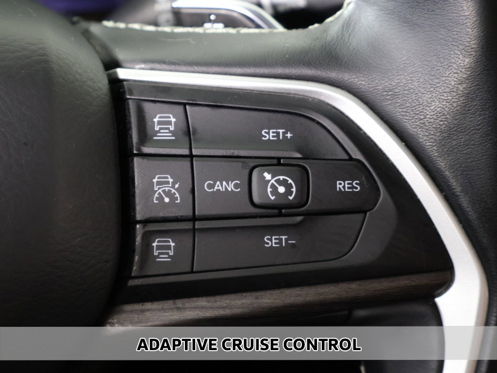 Used 2021 Jeep Grand Cherokee L Limited AWD/4WD image 3