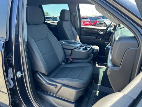 Used 2023 Chevrolet Silverado 1500 LT w/ Z71 Off-Road Package AWD/4WD image 21