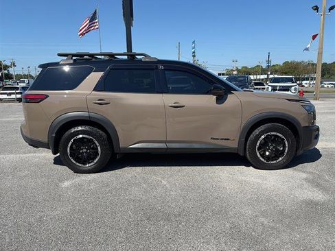 Used 2023 Nissan Pathfinder Rock Creek image 5