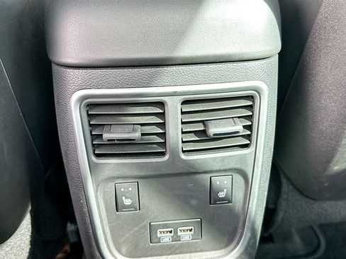 Used 2016 Dodge Charger R/T w/ Premium Group image 29