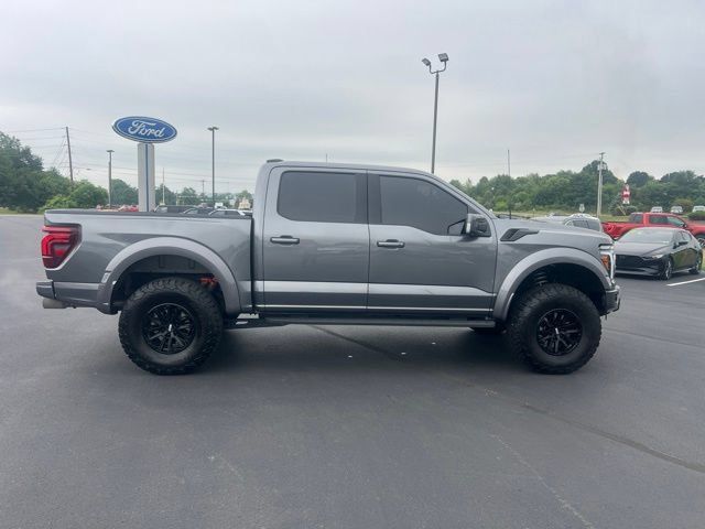 Used 2025 Ford F150 Raptor AWD/4WD image 8