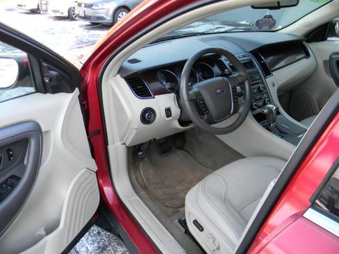 Used 2012 Ford Taurus SEL image 15