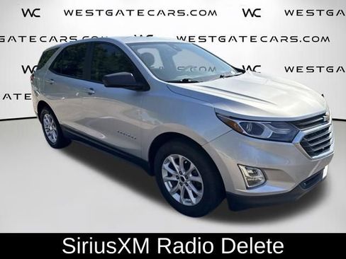 Used 2021 Chevrolet Equinox LS w/ LS Convenience Package FWD image 5