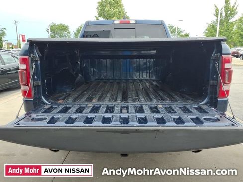 Used 2019 RAM 1500 Laramie AWD/4WD image 9