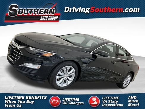 Used 2024 Chevrolet Malibu LT FWD image 1