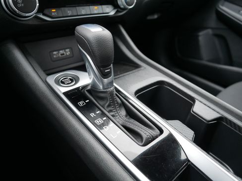 Certified 2022 Nissan Sentra SV w/ Trunk Package image 24