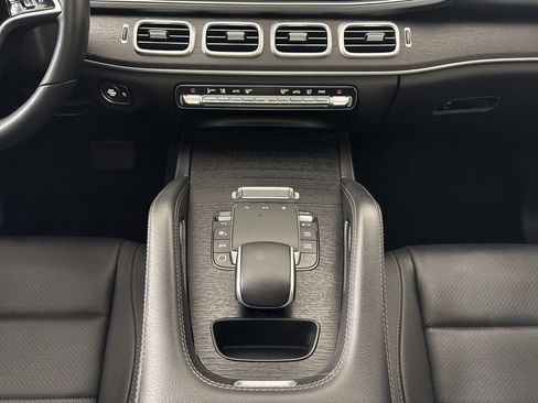 Used 2025 Mercedes-Benz GLE 450 4MATIC Coupe image 22
