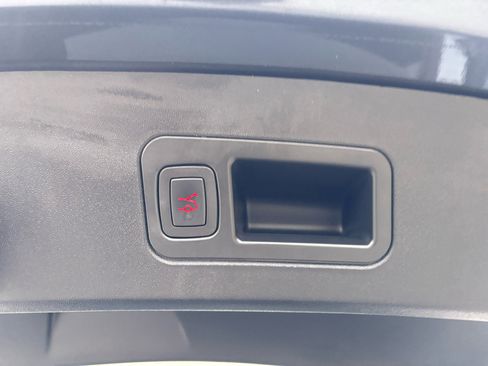 Used 2016 Tesla Model S 75D image 22