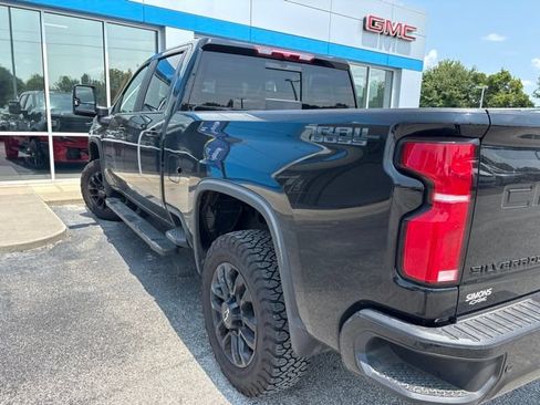 Used 2026 Chevrolet Silverado 2500 LT w/ Trail Boss Package AWD/4WD image 2