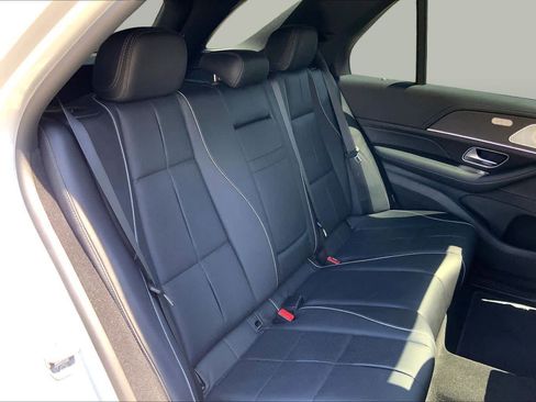 Used 2021 Mercedes-Benz GLE 350 4MATIC image 20