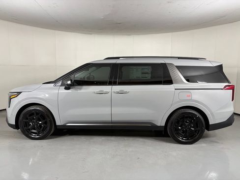 New 2026 Kia Carnival SX Prestige FWD image 5