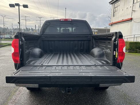 Certified 2016 Toyota Tundra SR5 image 24