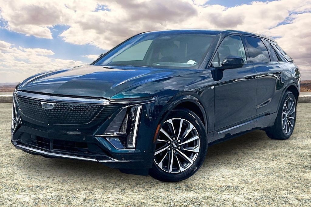 Certified 2024 Cadillac Lyriq Sport AWD/4WD image 3