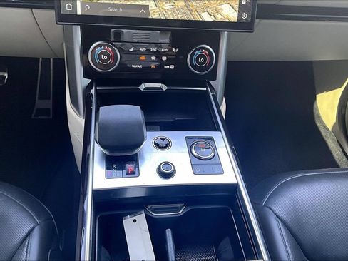 Used 2023 Land Rover Range Rover SE AWD/4WD image 23