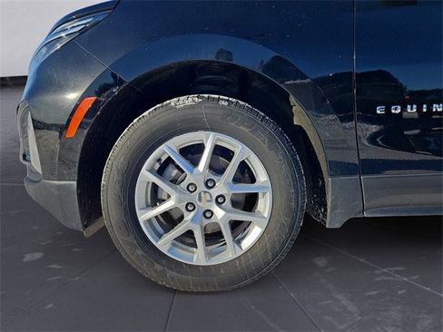 Used 2024 Chevrolet Equinox LT image 14