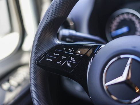 New 2024 Mercedes-Benz eSprinter 170 Cargo image 16