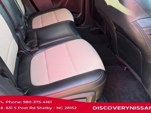 Used 2022 Ford Escape Titanium w/ Titanium Premium Package image 37