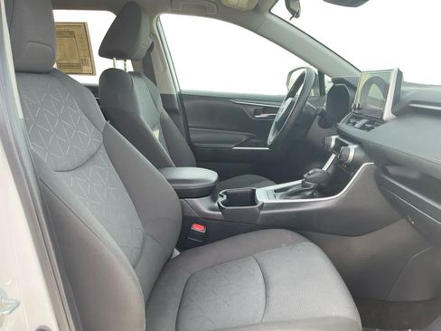 Used 2024 Toyota RAV4 XLE image 15