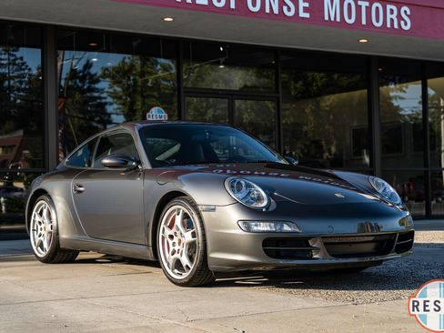 Used 2005 Porsche 911 Carrera S RWD image 15