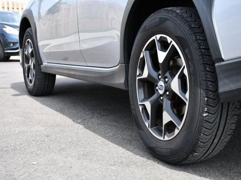 Used 2018 Subaru Crosstrek 2.0i Premium AWD/4WD image 9