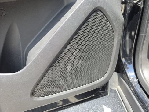 Used 2023 Chevrolet Equinox LT AWD/4WD image 21
