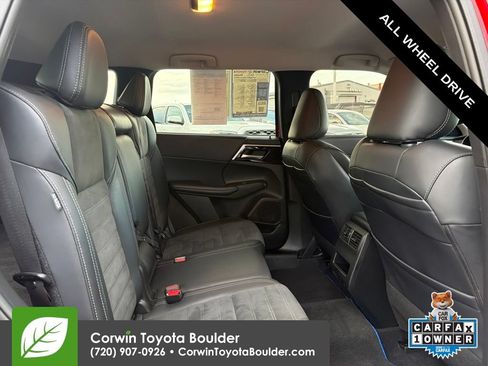 Used 2025 Mitsubishi Outlander SE AWD/4WD image 15