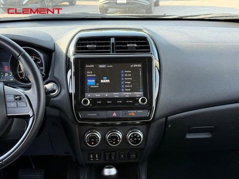 Used 2023 Mitsubishi Outlander Sport SE image 18