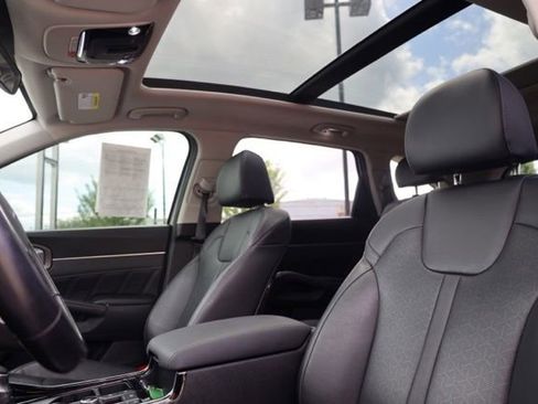 Certified 2022 Kia Sorento SX image 35