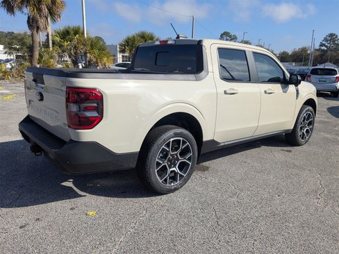 New 2025 Ford Maverick Lariat image 4