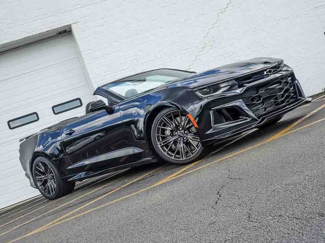 Used 2021 Chevrolet Camaro ZL1 RWD image 3