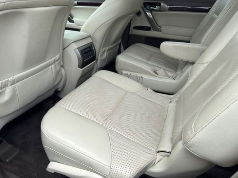 Used 2017 Lexus GX 460 Luxury w/ Preferred Accessory Package AWD/4WD image 28