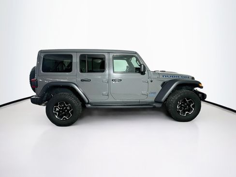 Used 2022 Jeep Wrangler Unlimited Rubicon 4xe w/ Cold Weather Group AWD/4WD image 10
