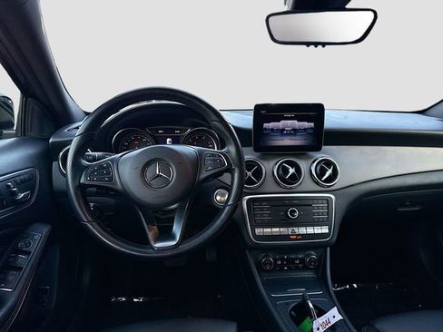 Used 2019 Mercedes-Benz GLA 250 4MATIC image 21