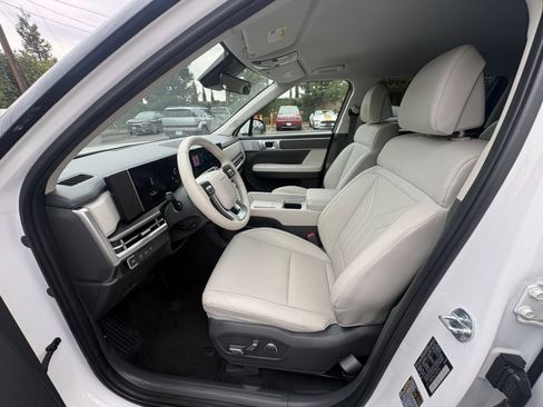 Used 2026 Hyundai Santa Fe SEL FWD image 25