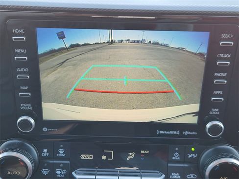 Used 2021 Toyota Highlander XSE image 18