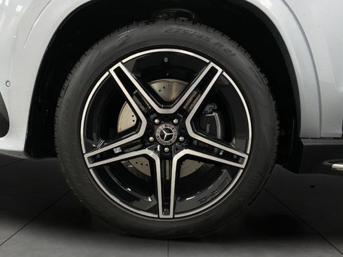 New 2026 Mercedes-Benz GLS 450 4MATIC image 13
