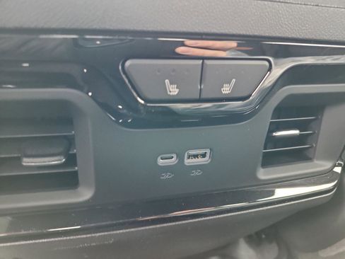 New 2026 GMC Sierra 1500 AT4 w/ AT4 Premium Package image 11