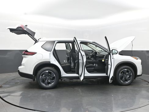 New 2026 Nissan Rogue SV image 44