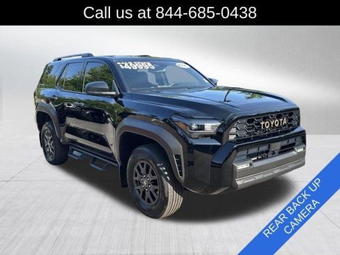 Used 2025 Toyota 4Runner SR5 AWD/4WD image 3