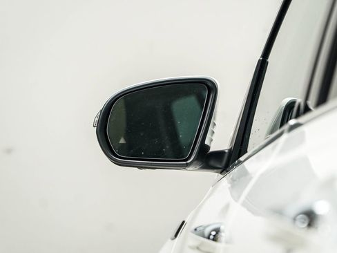 Used 2023 Mercedes-Benz EQB 300 300 image 15