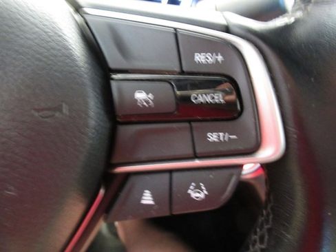 Used 2022 Honda Accord Sport image 25