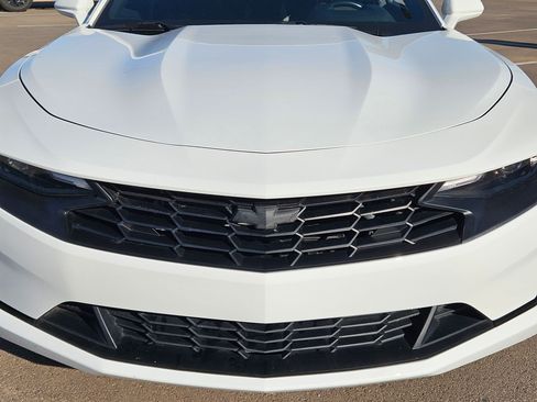 Certified 2023 Chevrolet Camaro LT RWD image 9